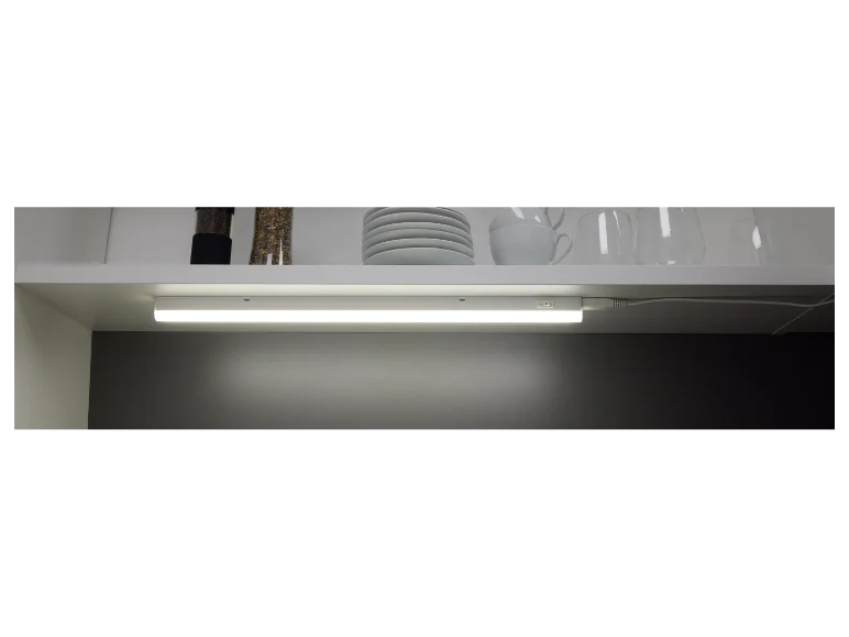 Réglette à LED — SKU GVE74M3B31ZQGYRX9T