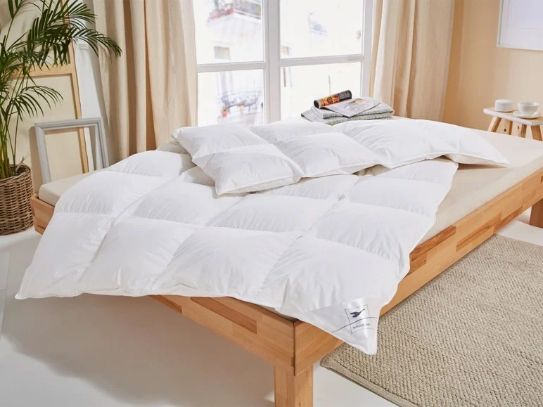 Couette en duvet HÄUSSLING - Image 2