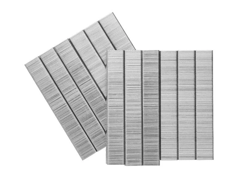 Set d'agrafes ou de clous - Image 2
