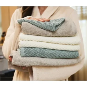 Drap de douche en éponge, 70 x 140 cm — SKU XN0940MR1JVF1EEFP