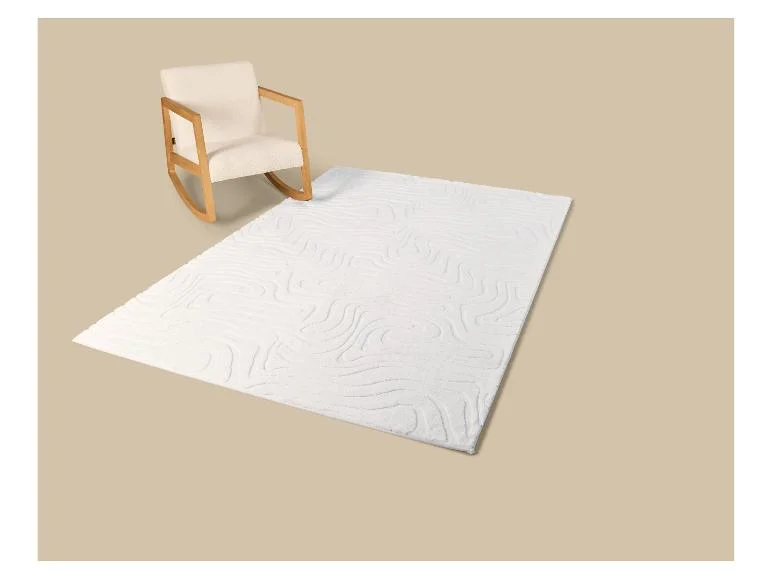 Tapis à poils longs, 160 x 230 cm.