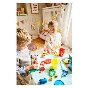 Pots de pâte à modeler