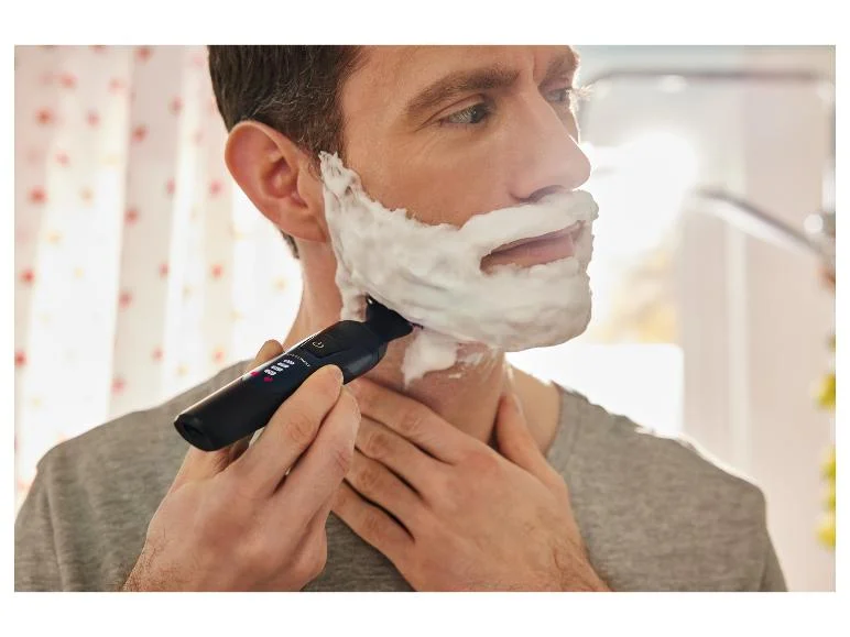 Tondeuse à barbe à lame unique
